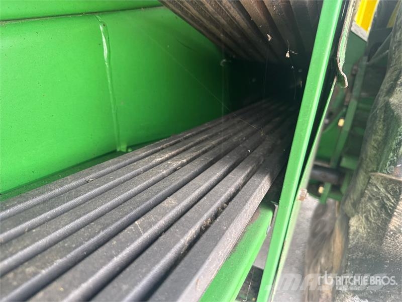 John Deere 7750 Pro Drive Forage Harvester حصادات الأعلاف