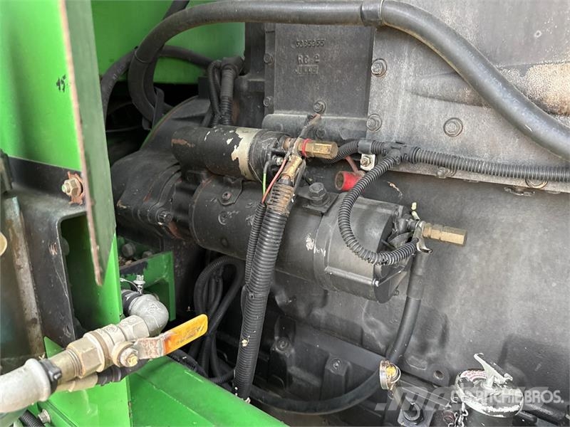 John Deere 7950 ProDrive Forage Harvester Фуражні комбайни