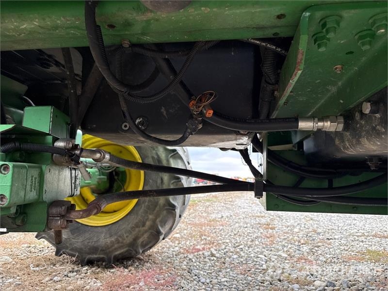 John Deere 7950 ProDrive Forage Harvester Фуражні комбайни