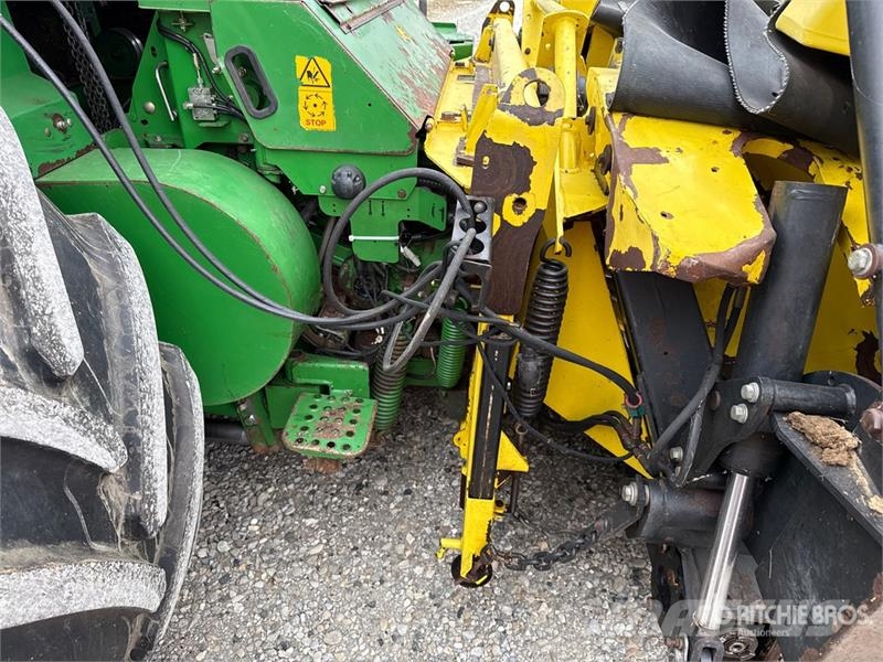 John Deere 7950 ProDrive Forage Harvester Фуражні комбайни