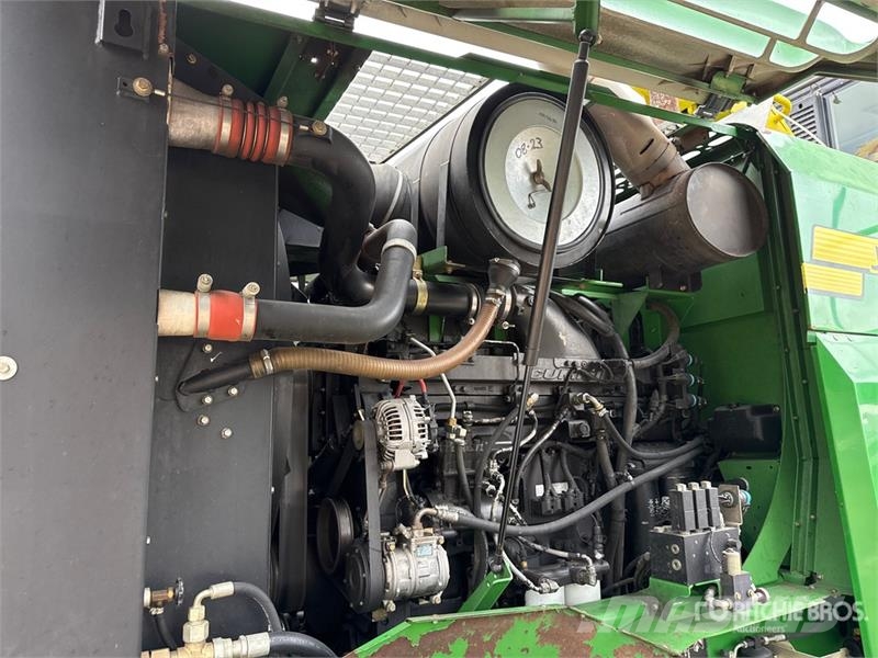 John Deere 7950 ProDrive Forage Harvester Фуражні комбайни