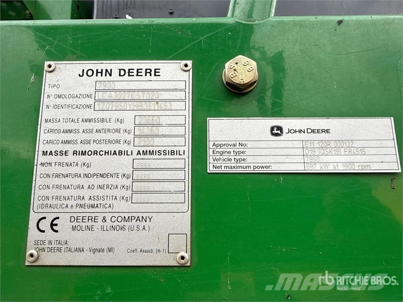 John Deere 7950 ProDrive Forage Harvester Фуражні комбайни