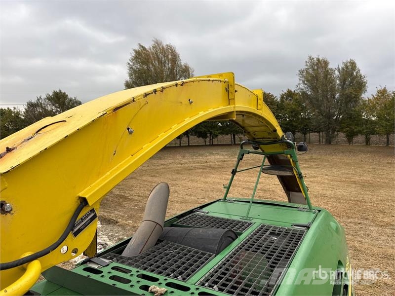 John Deere 7950 ProDrive Forage Harvester Фуражні комбайни