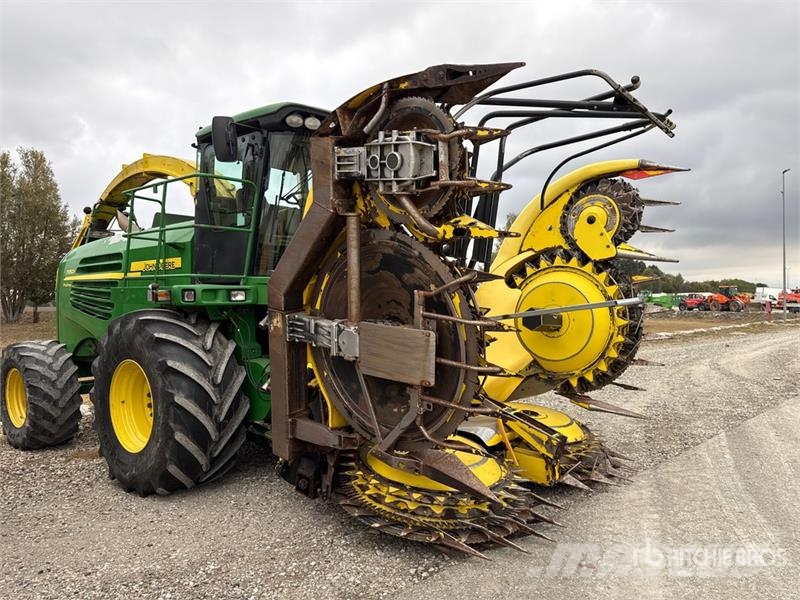 John Deere 7950 ProDrive Forage Harvester Фуражні комбайни