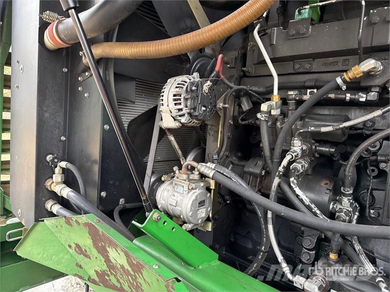 John Deere 7950 ProDrive Forage Harvester Фуражні комбайни