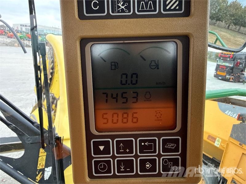 John Deere 7950 ProDrive Forage Harvester Фуражні комбайни