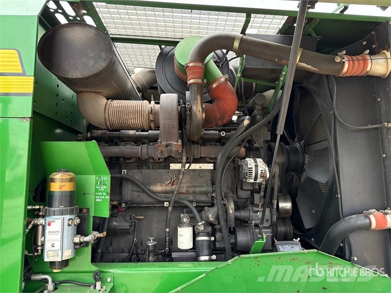 John Deere 7950 ProDrive Forage Harvester Фуражні комбайни