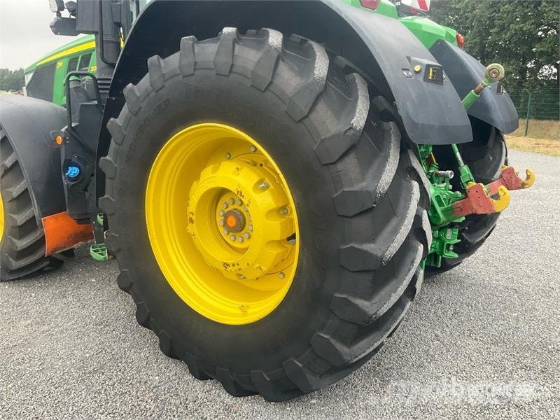 John Deere 7R 330 Gen 2 4WD Tractor Tractors