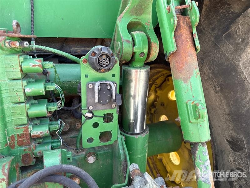 John Deere 8230 Trattori