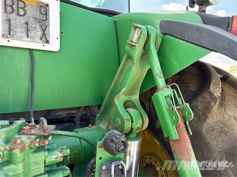 John Deere 8230 Trattori