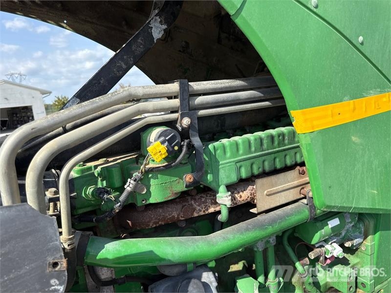 John Deere 8230 Trattori