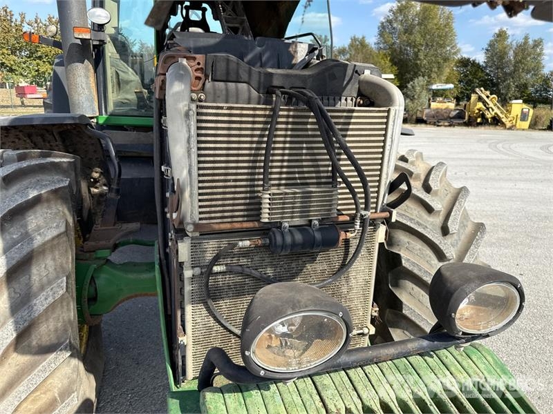 John Deere 8230 Trattori