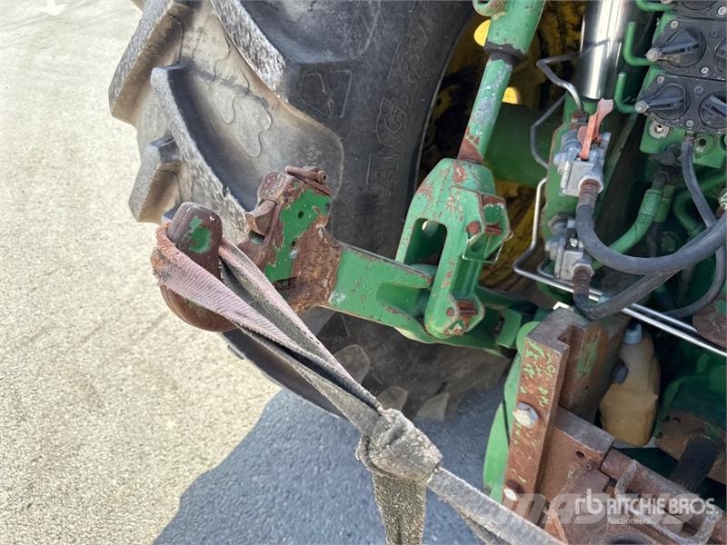 John Deere 8230 Trattori