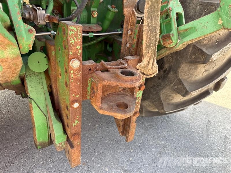 John Deere 8230 Trattori