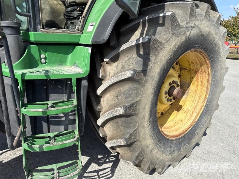 John Deere 8230 Trattori