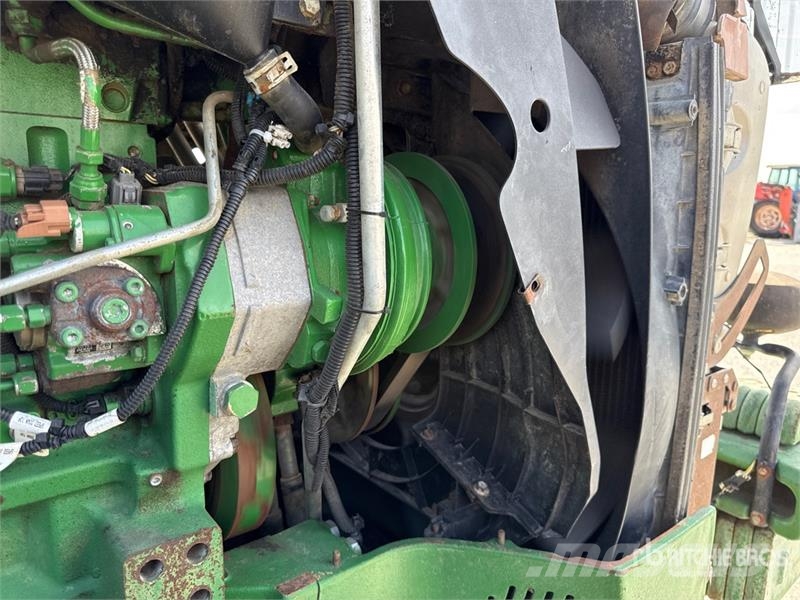 John Deere 8230 Trattori