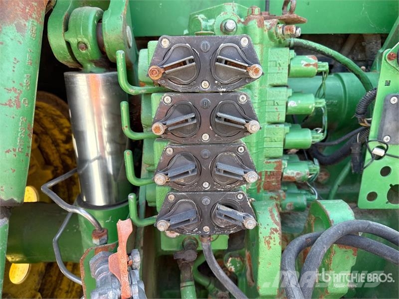John Deere 8230 Trattori