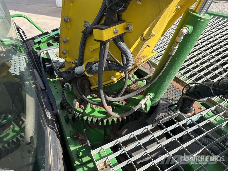 John Deere 8300 4WD Ensileuse Forage Harvester حصادات الأعلاف