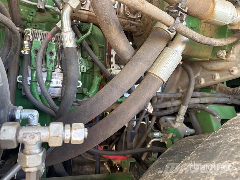 John Deere 8300 4WD Ensileuse Forage Harvester حصادات الأعلاف