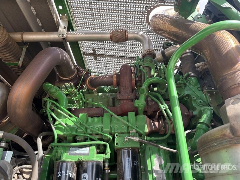 John Deere 8300 4WD Ensileuse Forage Harvester حصادات الأعلاف