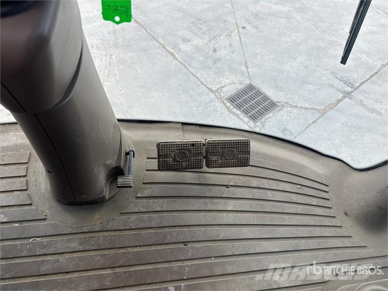 John Deere 8300 4WD Ensileuse Forage Harvester حصادات الأعلاف