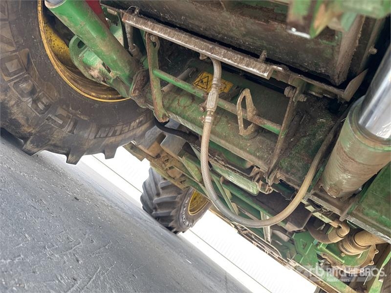 John Deere 8300 4WD Ensileuse Forage Harvester حصادات الأعلاف
