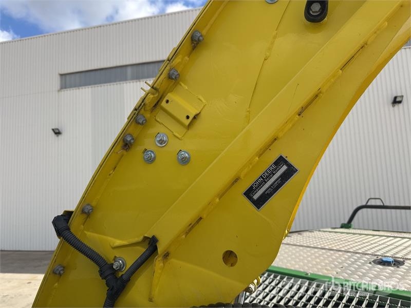 John Deere 8300 4WD Ensileuse Forage Harvester حصادات الأعلاف