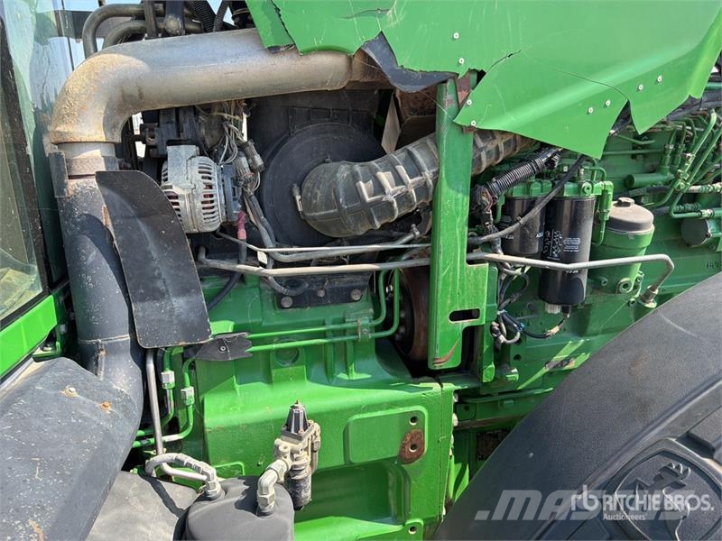 John Deere 8320 Tractors