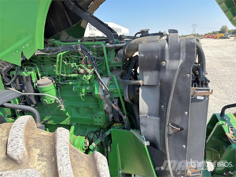John Deere 8320 Tractors