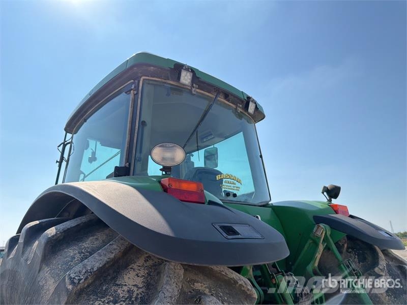 John Deere 8320 Tractors