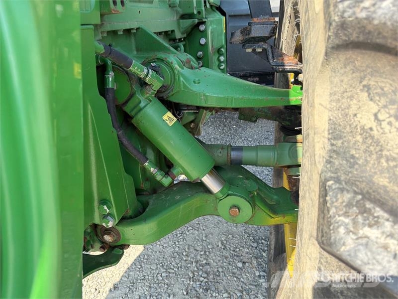 John Deere 8320 Tractors