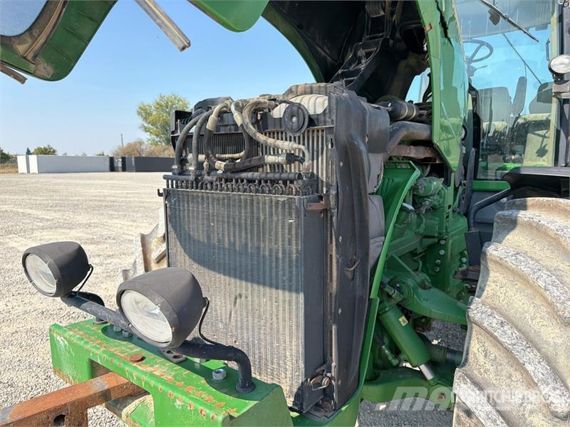 John Deere 8320 Tractors