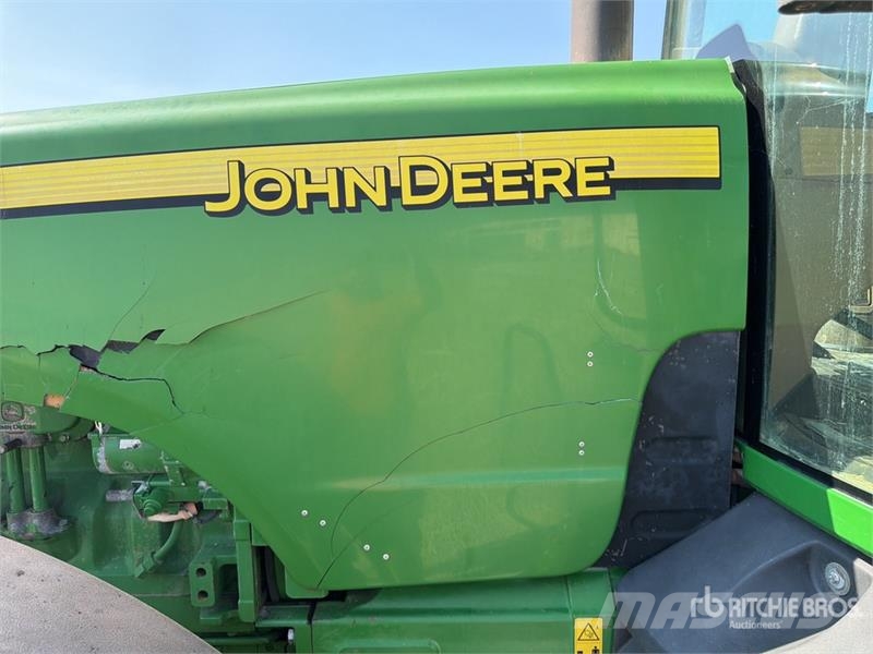 John Deere 8320 Tractors