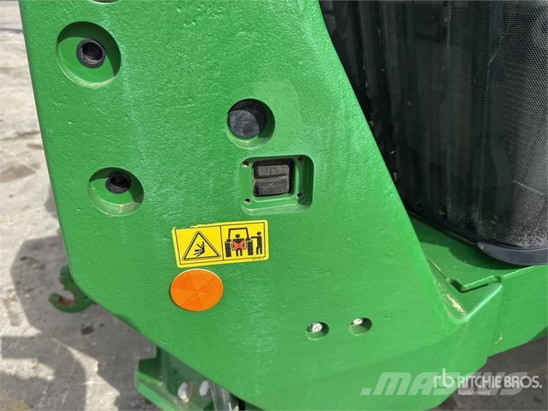 John Deere 8345R Traktorer