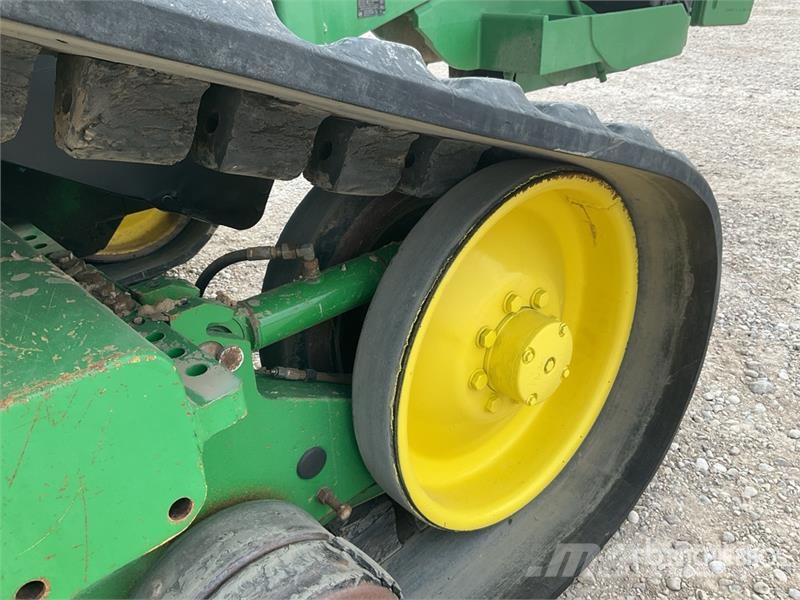John Deere 8430T Track Tractor الجرارات