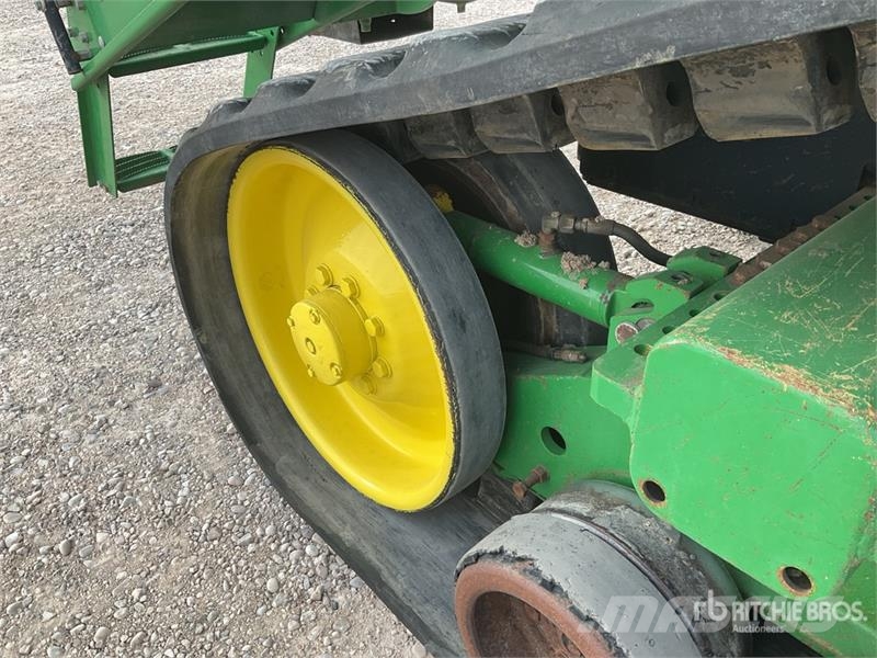 John Deere 8430T Track Tractor الجرارات