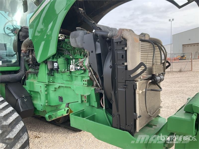 John Deere 8430T Track Tractor الجرارات