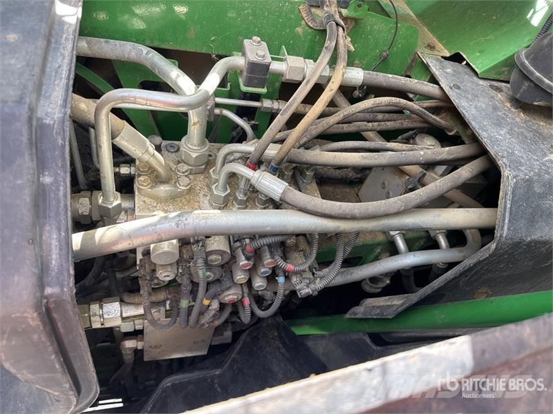 John Deere 8600 4WD Ensileuse Forage Harvester Silaj makinasi