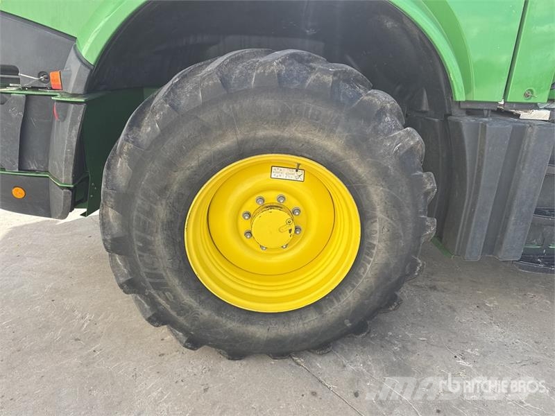 John Deere 8600 4WD Ensileuse Forage Harvester Silaj makinasi