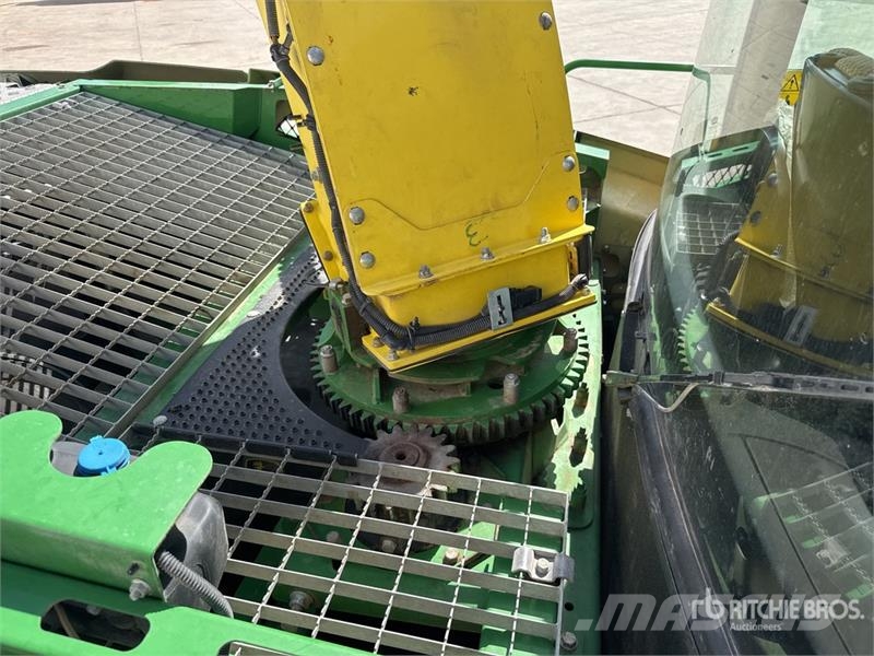 John Deere 8600 4WD Ensileuse Forage Harvester Silaj makinasi