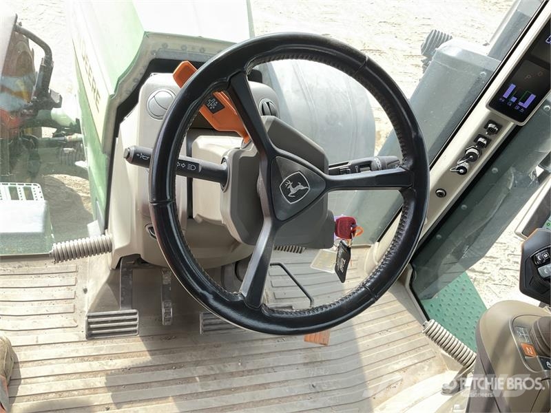 John Deere 8R 370 4WD Tractor Ciągniki rolnicze