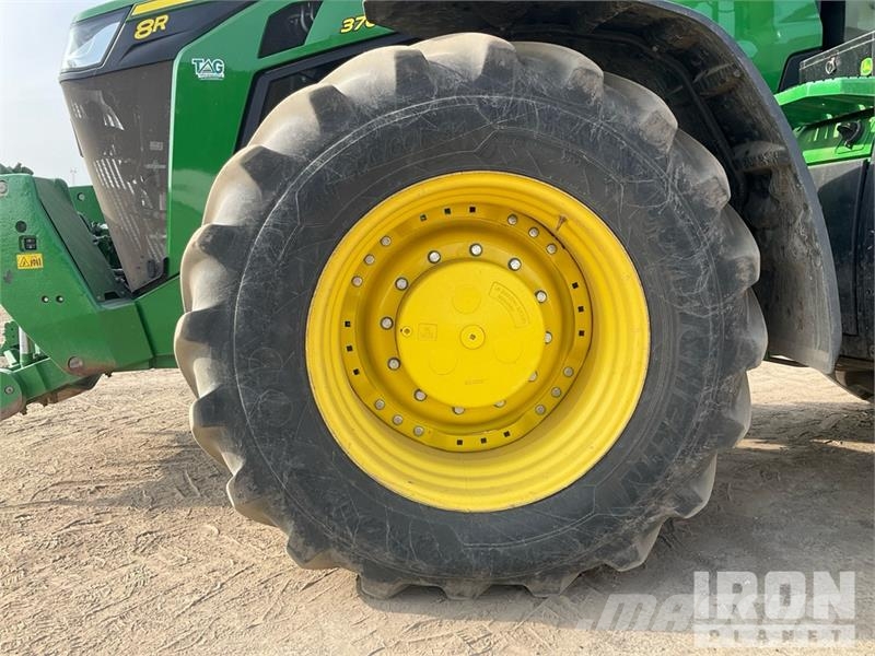 John Deere 8R 370 4WD Tractor Ciągniki rolnicze