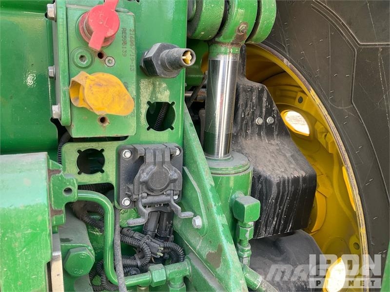 John Deere 8R 370 4WD Tractor Ciągniki rolnicze