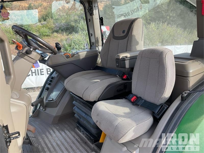 John Deere 8R 370 4WD Tractor Ciągniki rolnicze