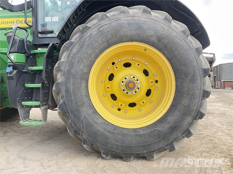 John Deere 8R 370 4WD Tractor Ciągniki rolnicze