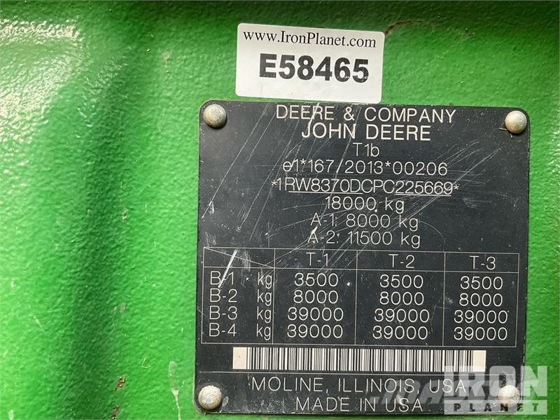 John Deere 8R 370 4WD Tractor Ciągniki rolnicze