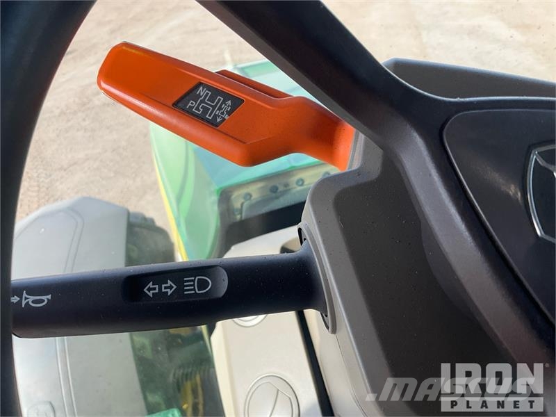 John Deere 8R 370 4WD Tractor Ciągniki rolnicze
