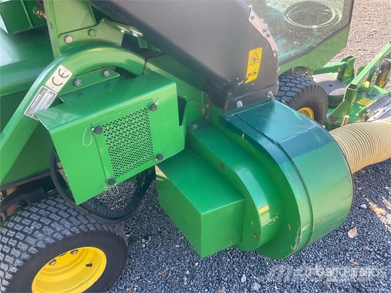 John Deere F 1565 Series II Ride-On Lawn Mower Sitteklippere