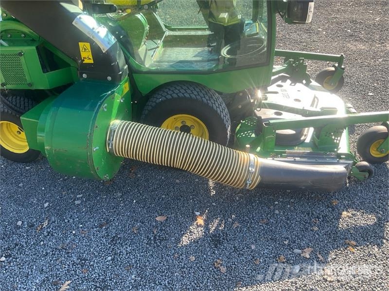 John Deere F 1565 Series II Ride-On Lawn Mower Sitteklippere