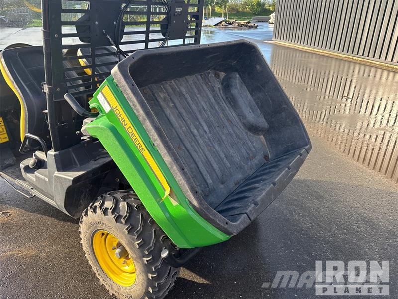 John Deere Gator XUV 550 4x4 Utility Vehicle Підсобні машини